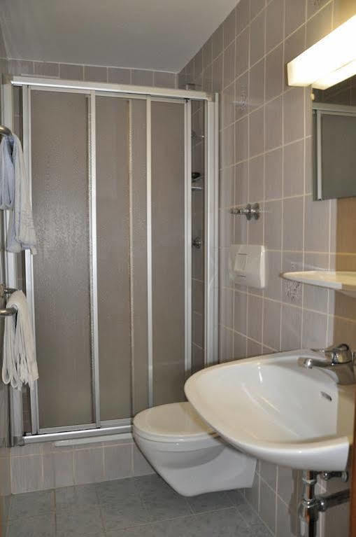 Gaestehaus Pension Edelweiss كولساس المظهر الخارجي الصورة